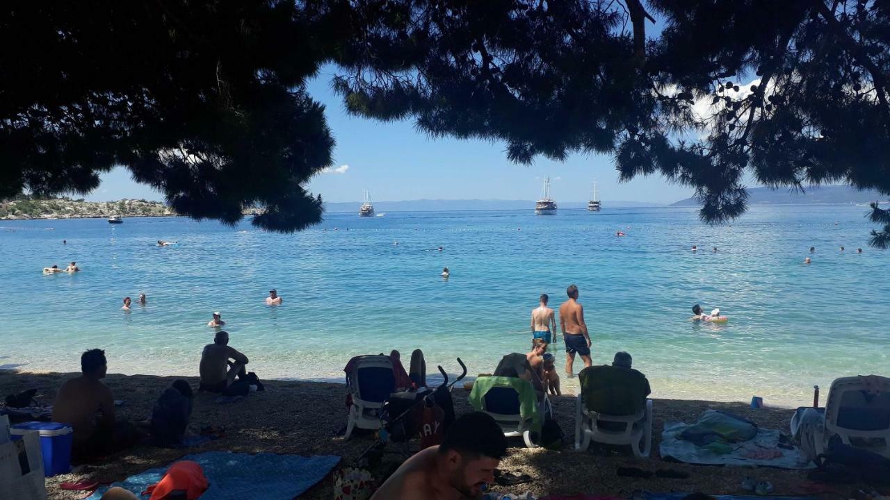 Apartments And Room Nevenka Makarska Luaran gambar