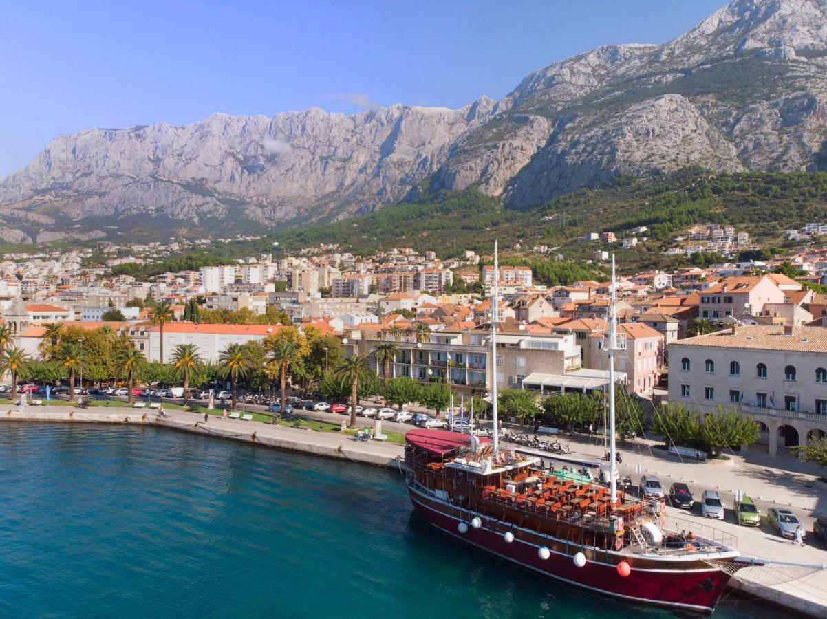 Apartments And Room Nevenka Makarska Luaran gambar